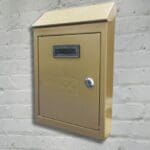 Boîte aux lettres métallique finition bronze